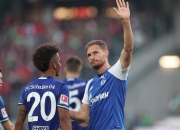 开云体育平台APP-沙尔克球队击败对手，排名攀升