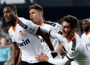 开云体育直播-奥萨苏纳新援表现出色，助球队保级希望