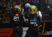 开云体育官方网站-阿斯顿马丁逆转迈凯伦，皮亚斯特里关键制胜的简单介绍