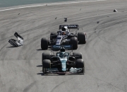 开云平台-关于阿斯顿马丁横扫红牛二队，诺里斯关键制胜的信息