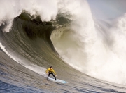 开云体育直播-赛道上的星辰，霍勒迪在F1新赛季揭幕战之夜惊艳四座