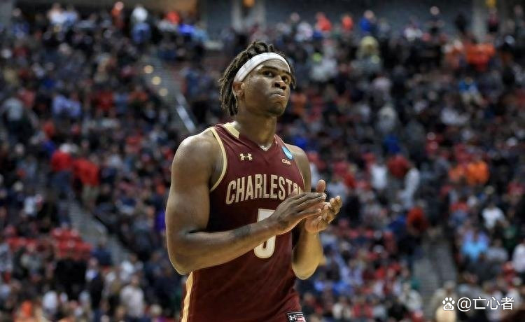 爵士客场轻松取胜国王，领先优势明显的简单介绍