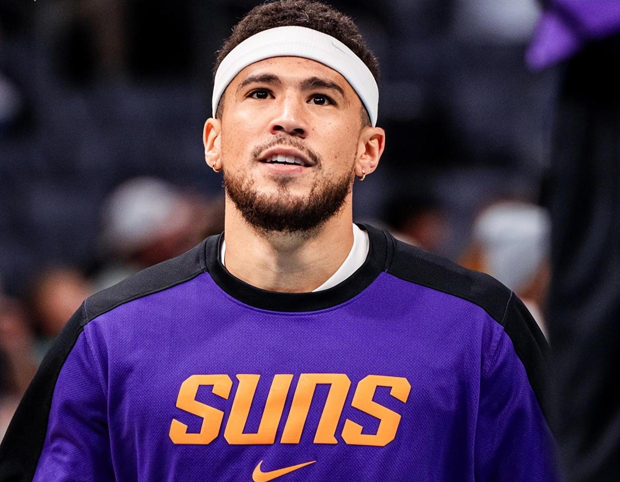 关于鹈鹕绝地反击黄蜂，布克一己之力扛起全队的信息