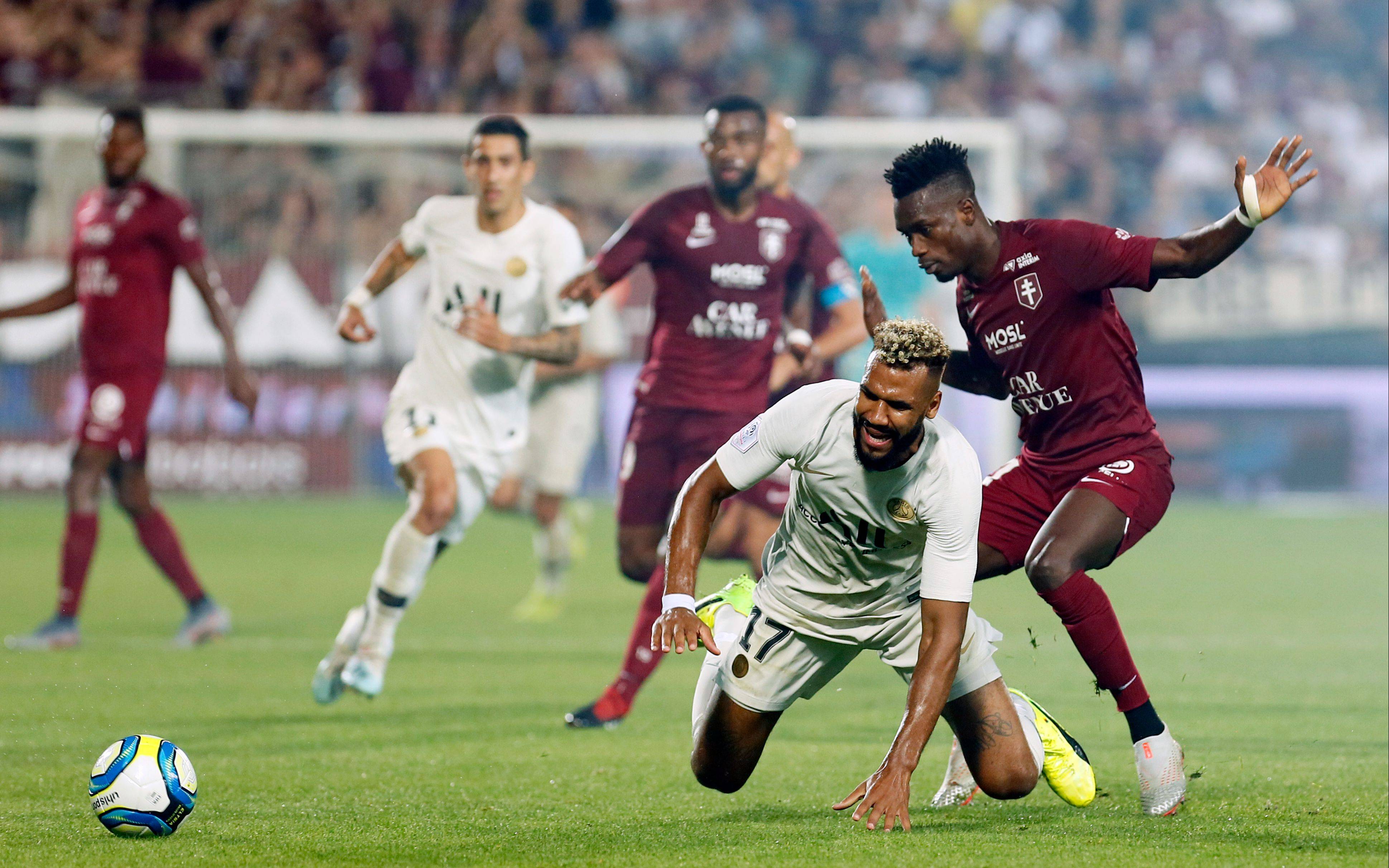 欧洲体育夜未眠，球迷聚焦赛场的简单介绍