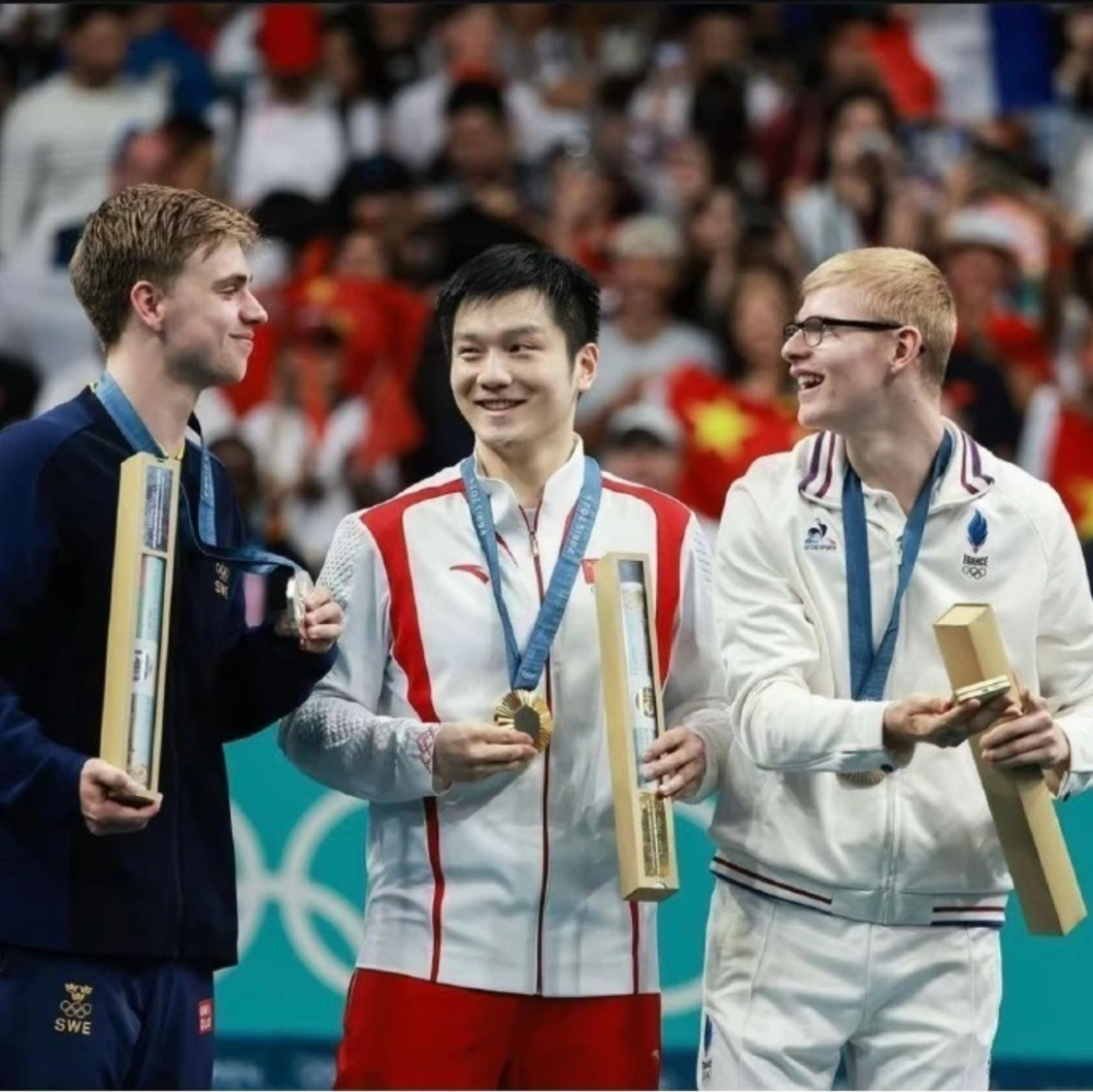 德国乒乓球队险胜波兰乒乓球队，波尔送出助攻