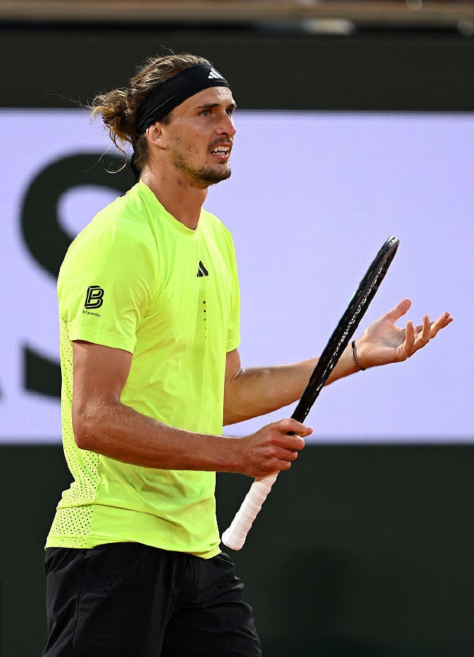 联合杯险胜温网,兹维列夫状态火热 联合杯险胜温网,兹维列夫状态火热