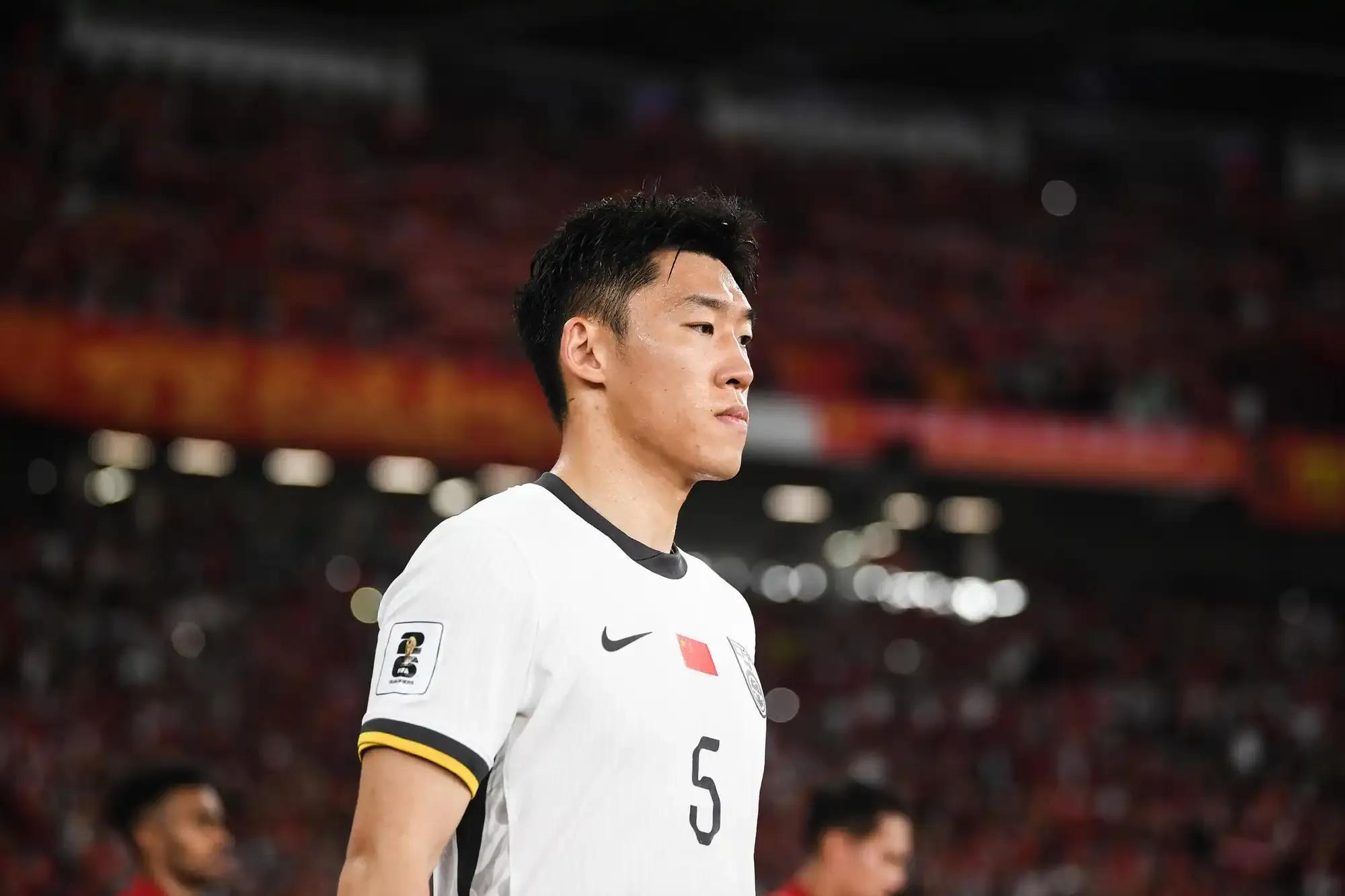 中超减少外援名额，推动国内球员成长机会的简单介绍