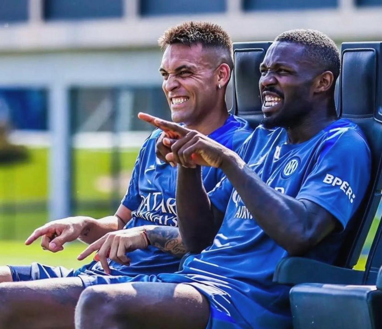 柏林联合队传奇球员现身球场，球队士气大振的简单介绍