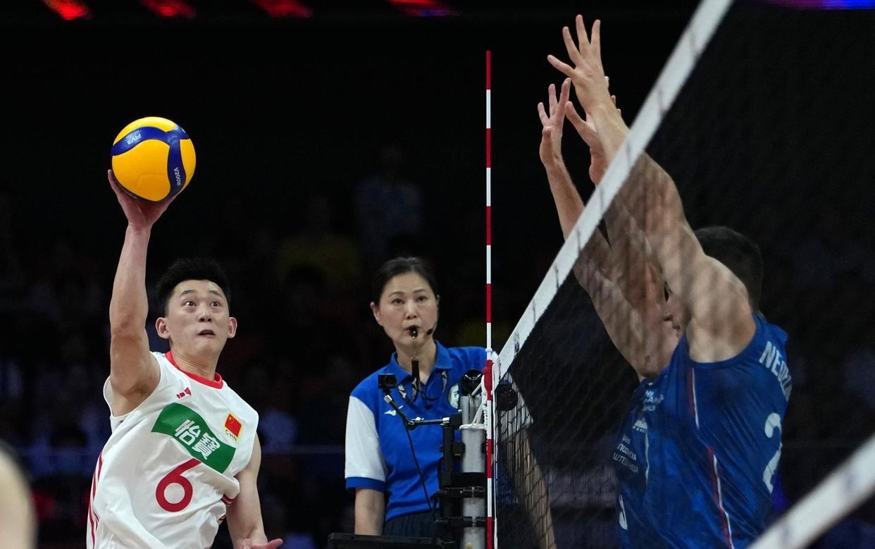 中国球队在国际舞台上崭露头角 中国球队在国际舞台上崭露头角