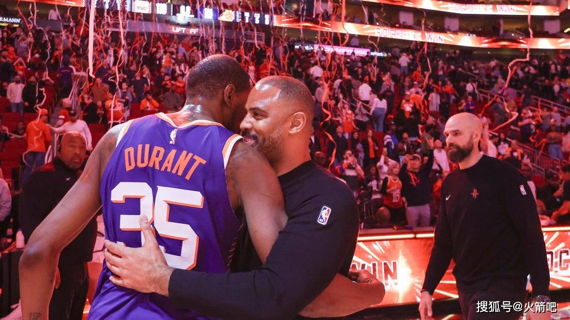 火箭遭遇连败，球迷呼吁更换教练