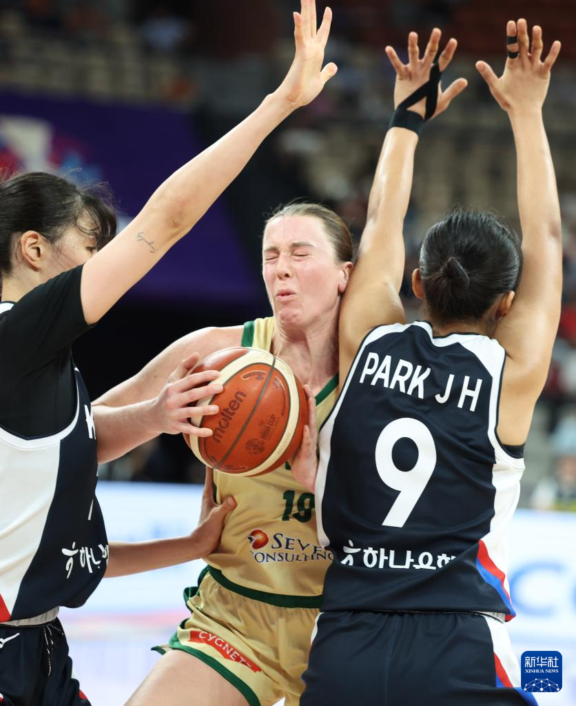 澳大利亚女篮成员参加全球比赛