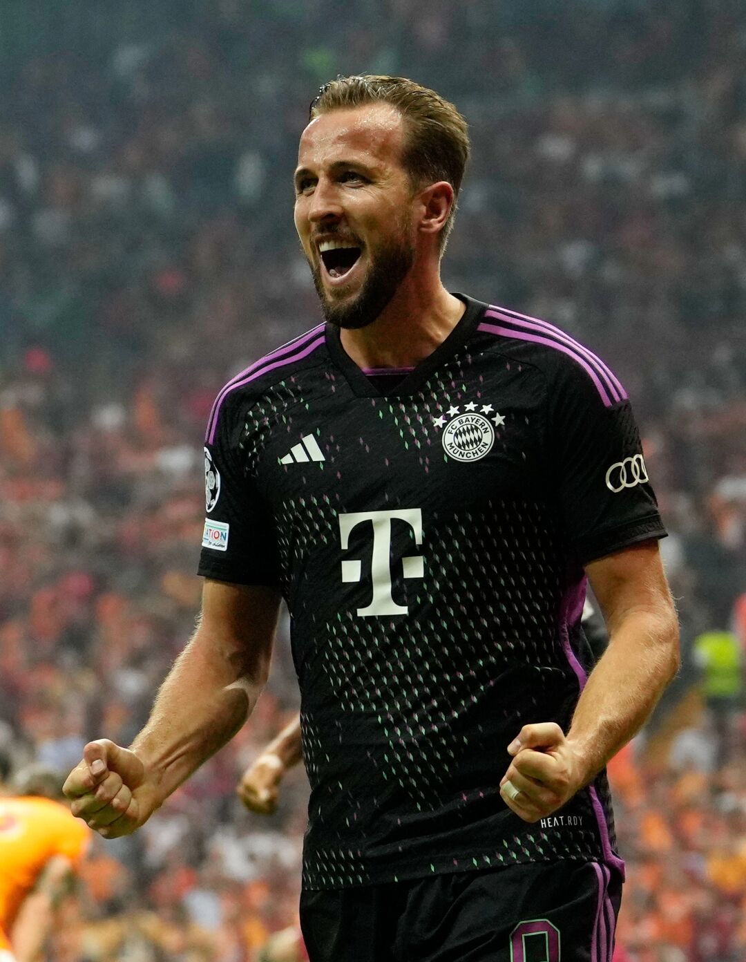 包含拜仁慕尼黑客场豪取三分,小组领先优势明显的词条 包含拜仁慕尼黑客场豪取三分,小组领先优势明显的词条