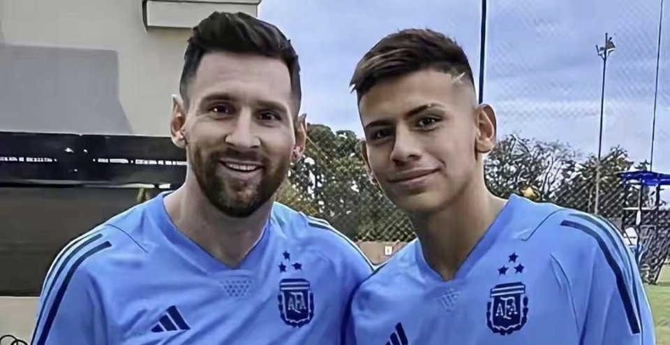 包含韩国险胜曼城,梅西扛起全队的词条 包含韩国险胜曼城,梅西扛起全队的词条