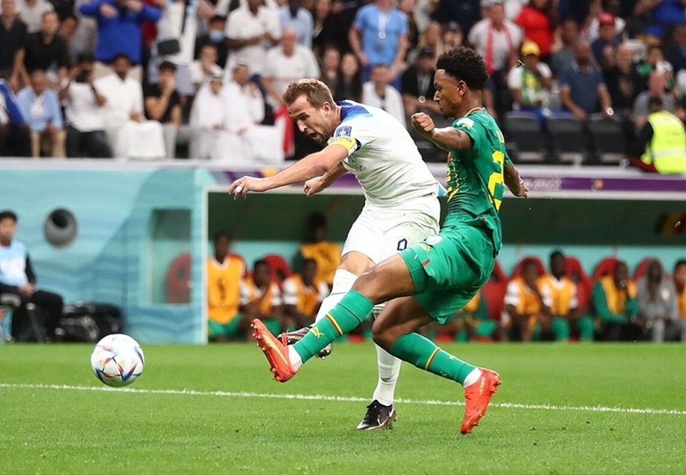 包含塞内加尔横扫波兰，哈里·凯恩绝境逆转的词条