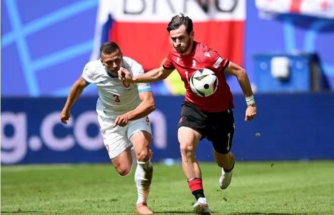 斯洛文尼亚轻取摩尔多瓦，欧洲杯预选赛获胜欢呼的简单介绍