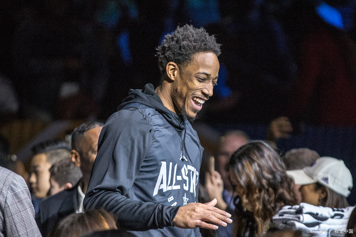 猛龙横扫太阳，德罗赞扛起全队