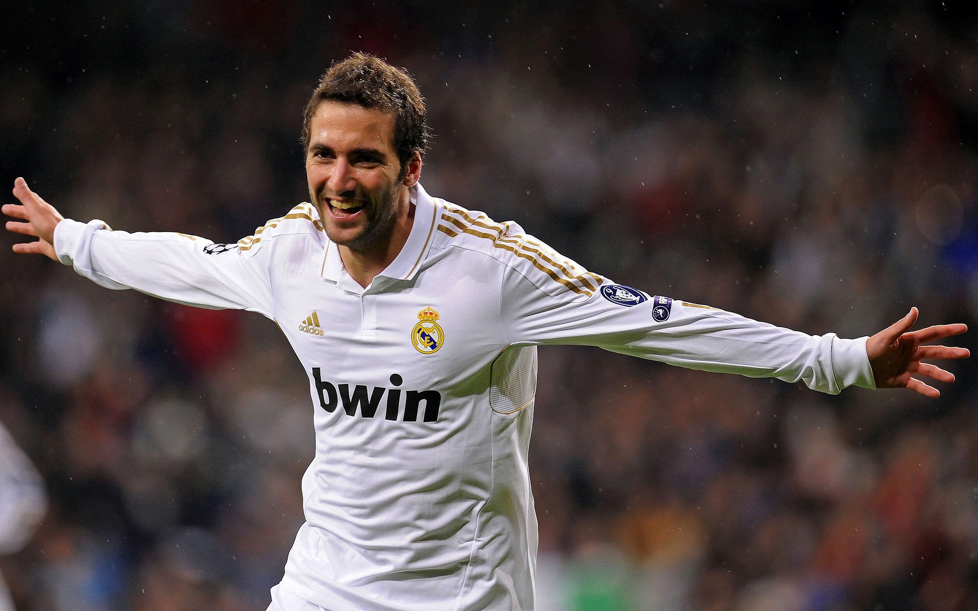 世界杯之夜，爱德华兹如何成为硬仗之王